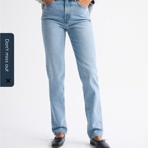 ABERCROMBIE Ultra High Rise 90s Straight Leg Jeans